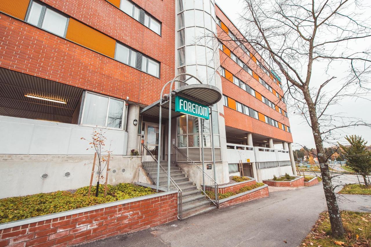 Forenom Aparthotel Espoo Leppaevaara Екстер'єр фото